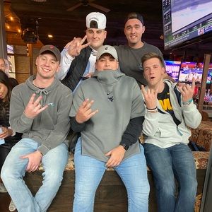 Meet your Posher, Dylan